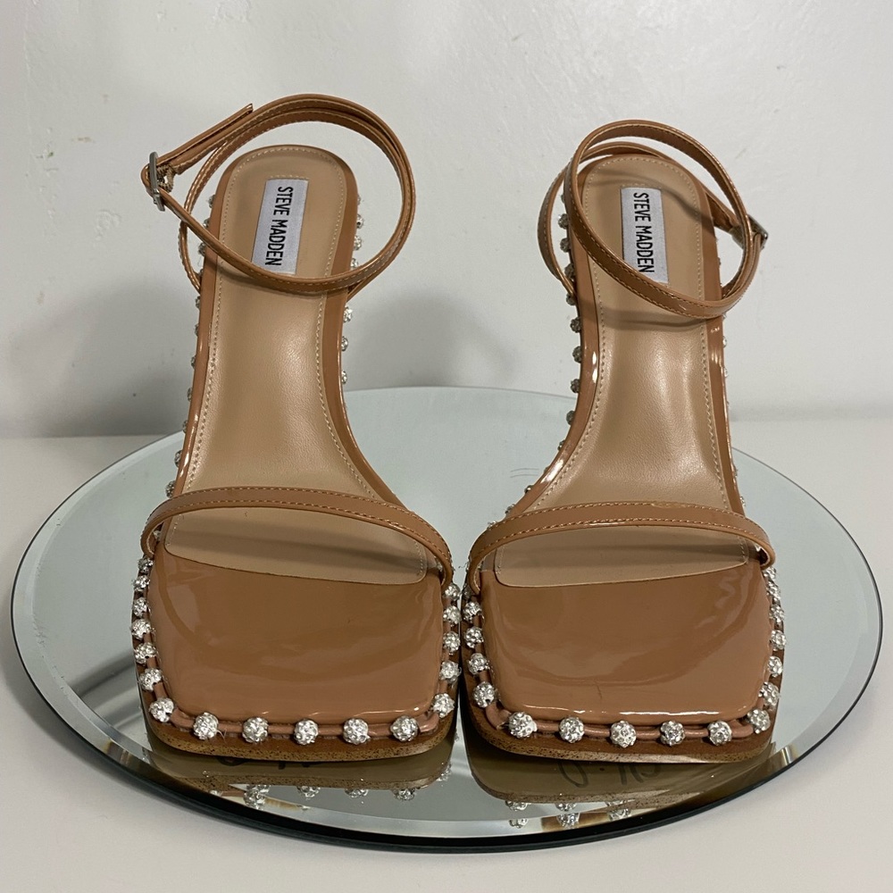 BRAND NEW Steve Madden Heels